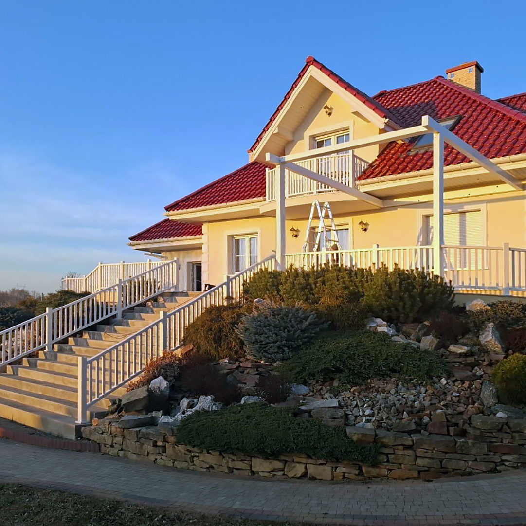 realizacje ogrodzeń aluminiowych i pergoli Podkarpacie realizacja balustrady z aluminium Podkarpacie